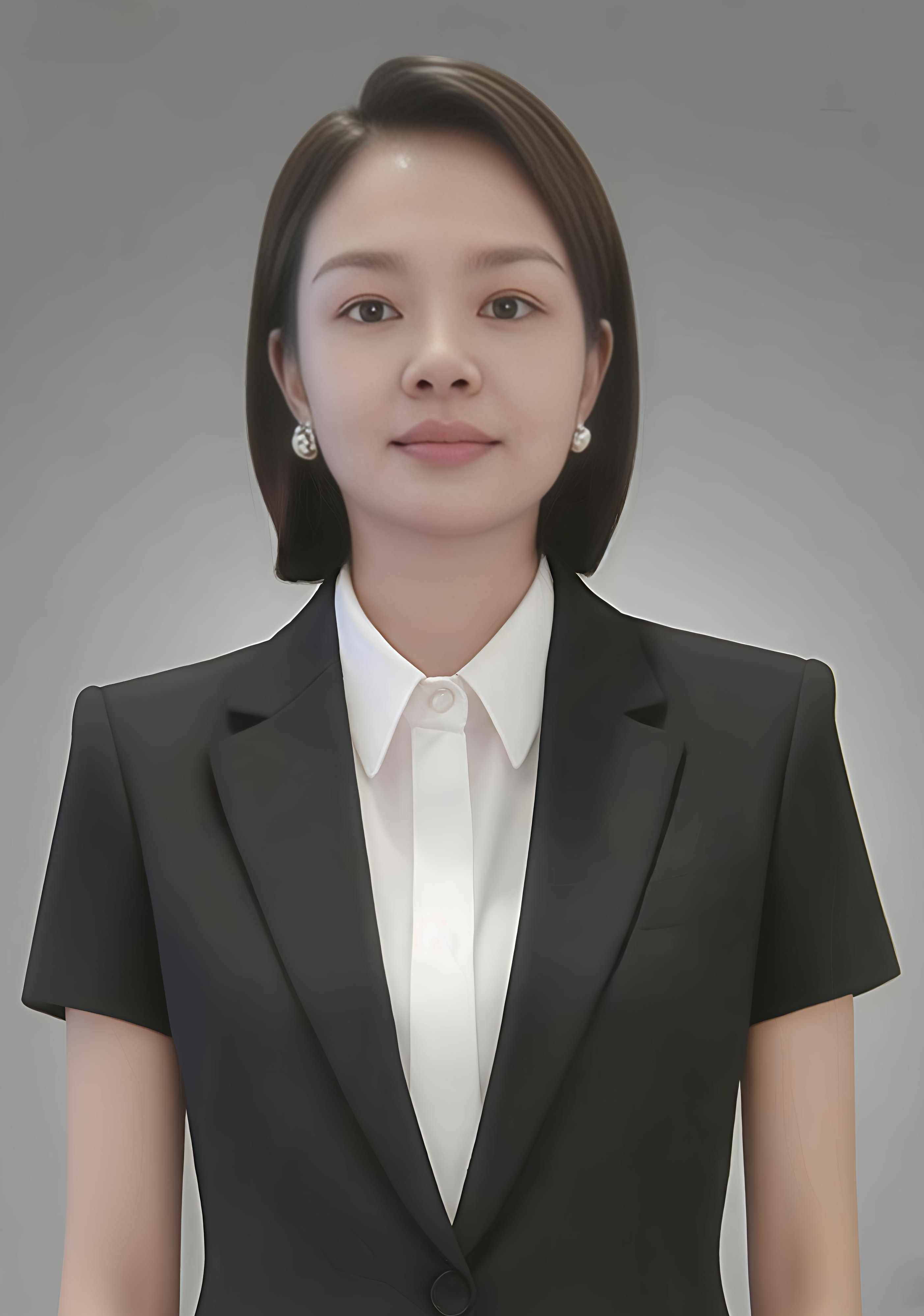 谭芊涵老师