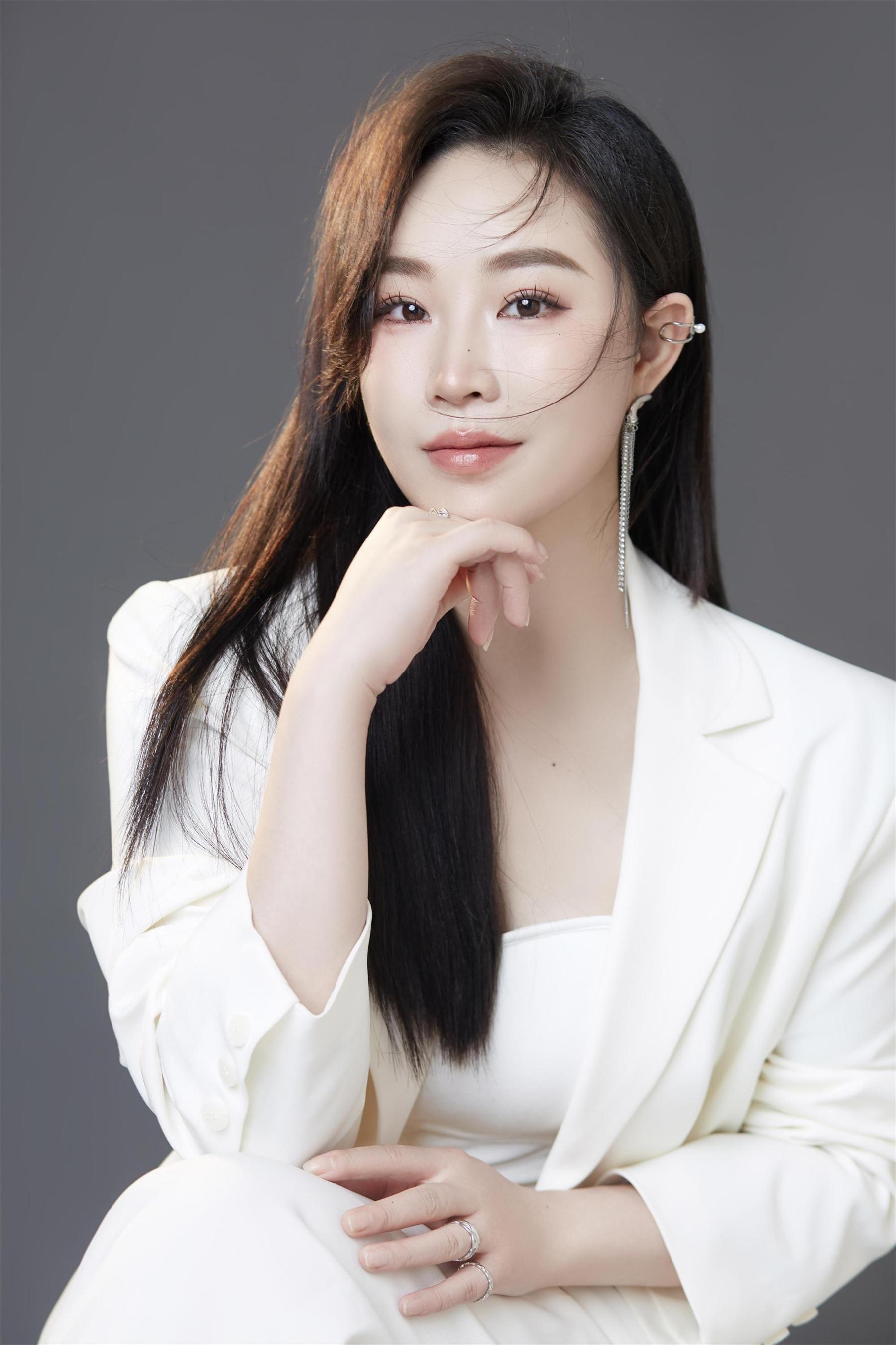 娜娜老师