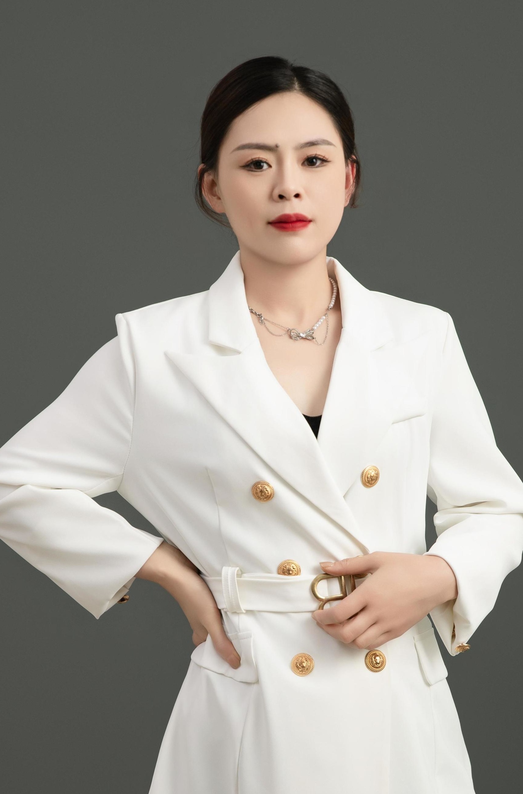 王利芳老师