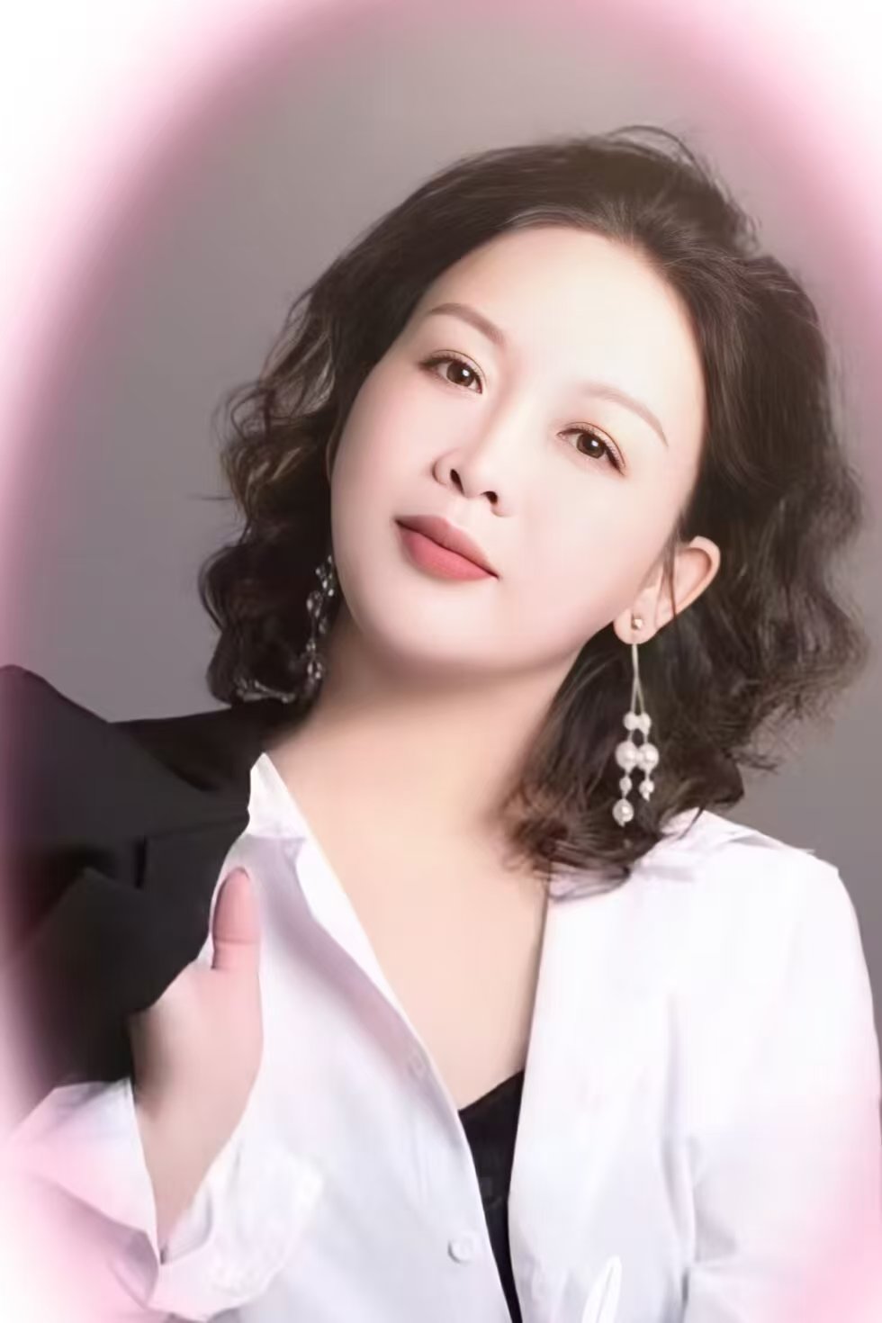 艺灵老师