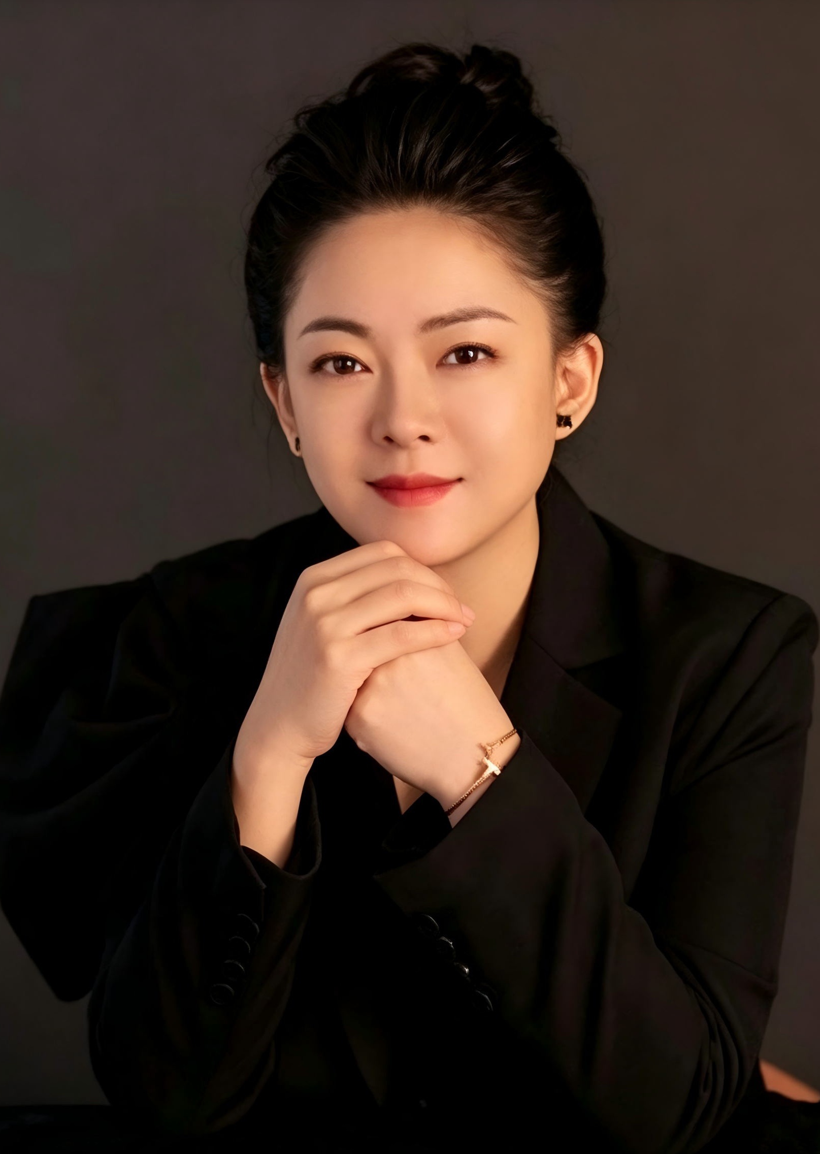 【纹绣名师专访】三亚纹绣名师贾旋：以美赋能，以艺传情，十年匠心雕琢眉眼唇