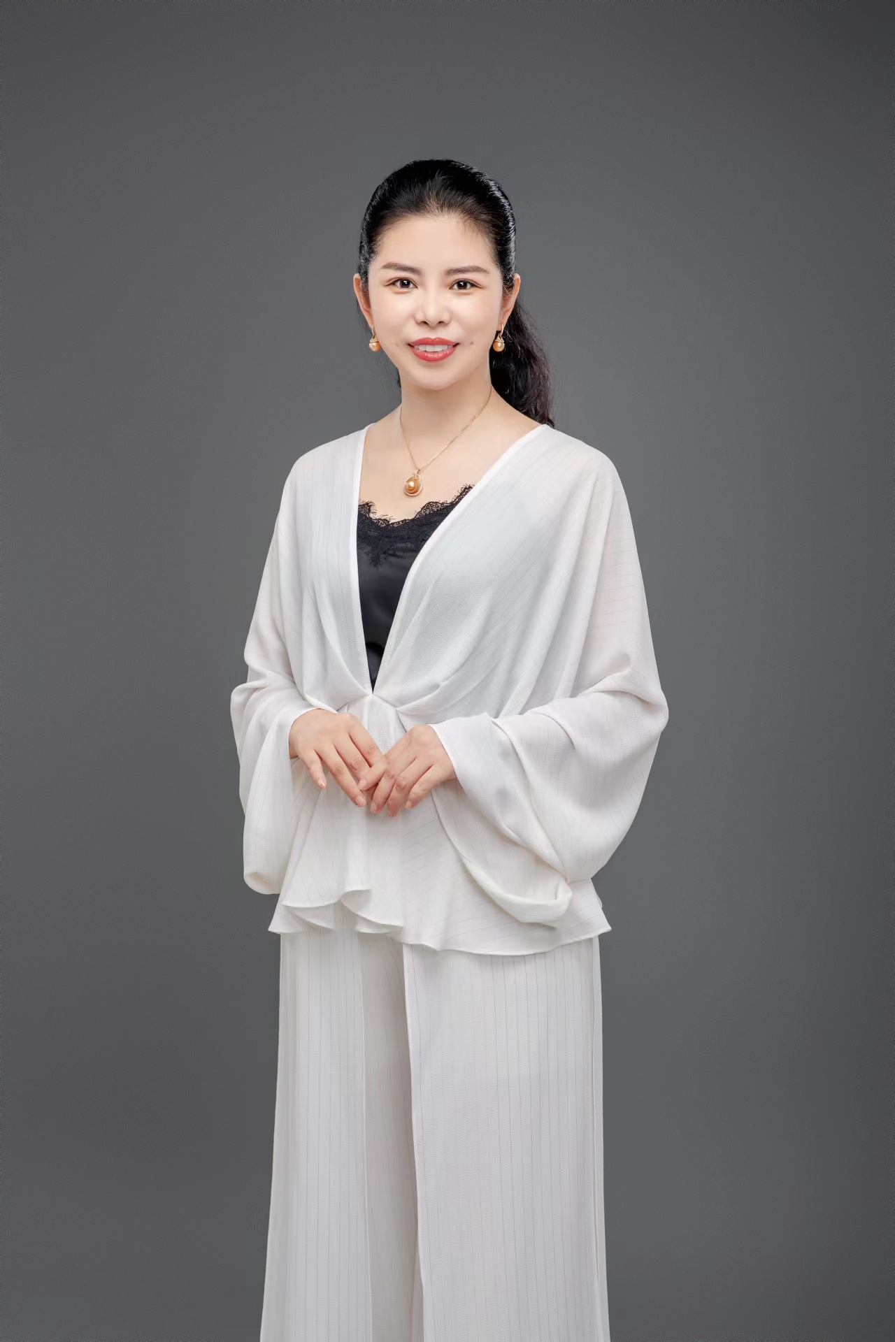 青岛纹绣师—李祉颐老师