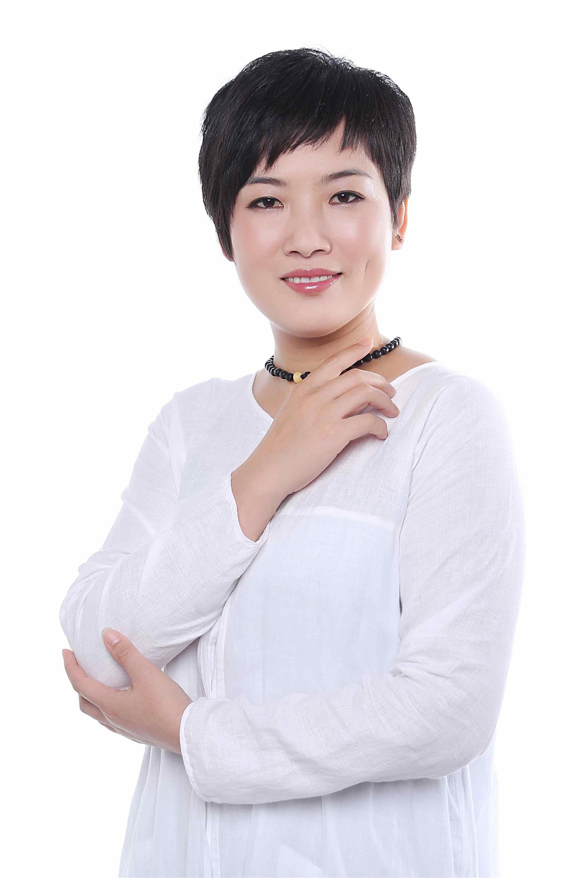 上海纹绣师—李臻溢老师